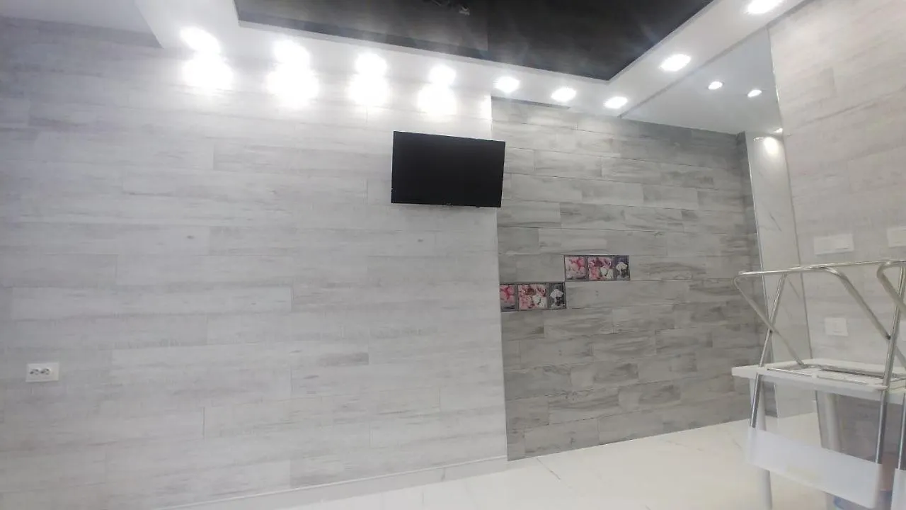 1К: Центральное Жилье у Метро Шулявская Apartment Kyiv