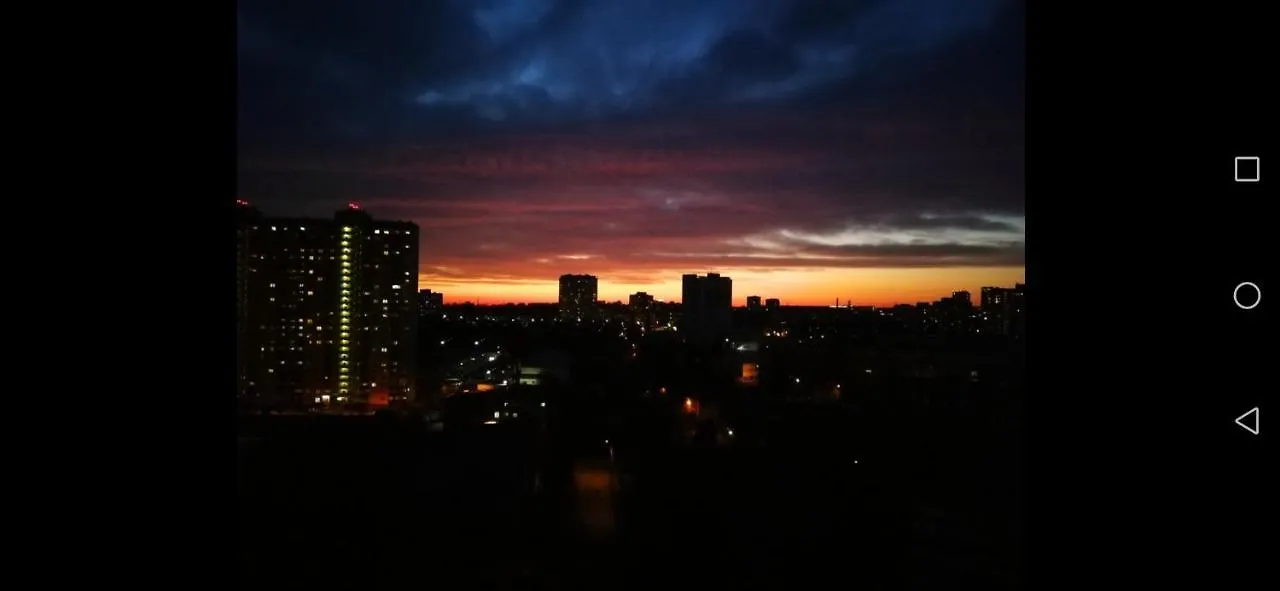 1К: Центральное Жилье у Метро Шулявская Apartment Kyiv