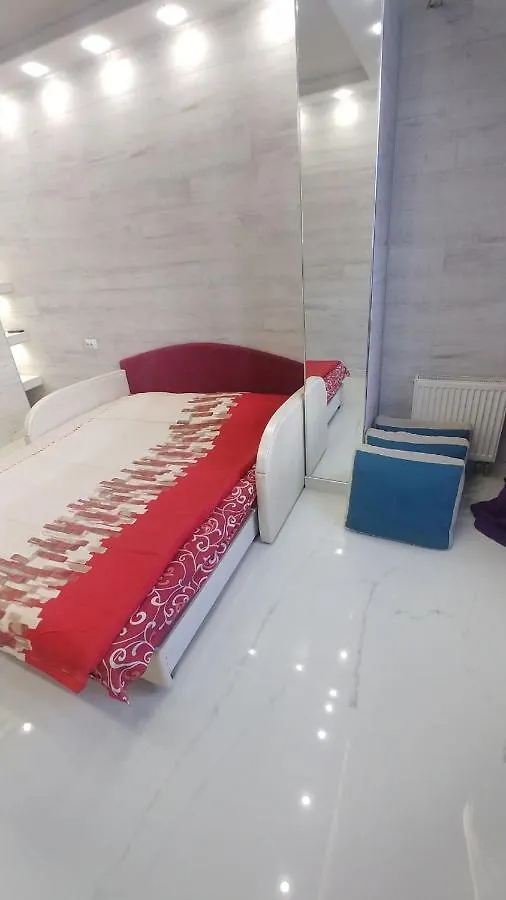 1К: Центральное Жилье у Метро Шулявская Apartment Kyiv Ukraine