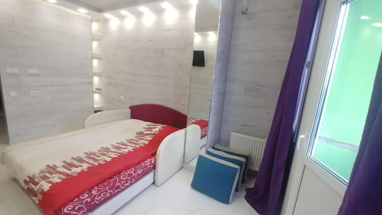 1К: Центральное Жилье у Метро Шулявская Apartment Kyiv 0*,